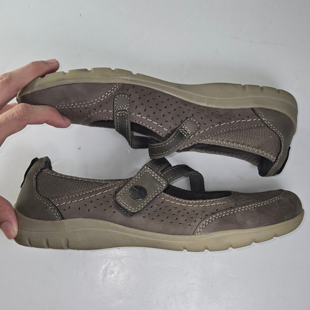 Earth Origins‎ tiffany Comfort Mary Jane Flats Taupe Perforated Leather Size 9 - Picture 4 of 9